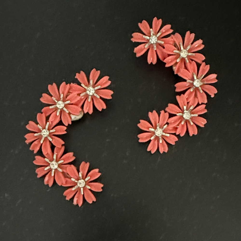 Vintage 60s Mod Flower Rhinestone Dangle Clip-On Earrings